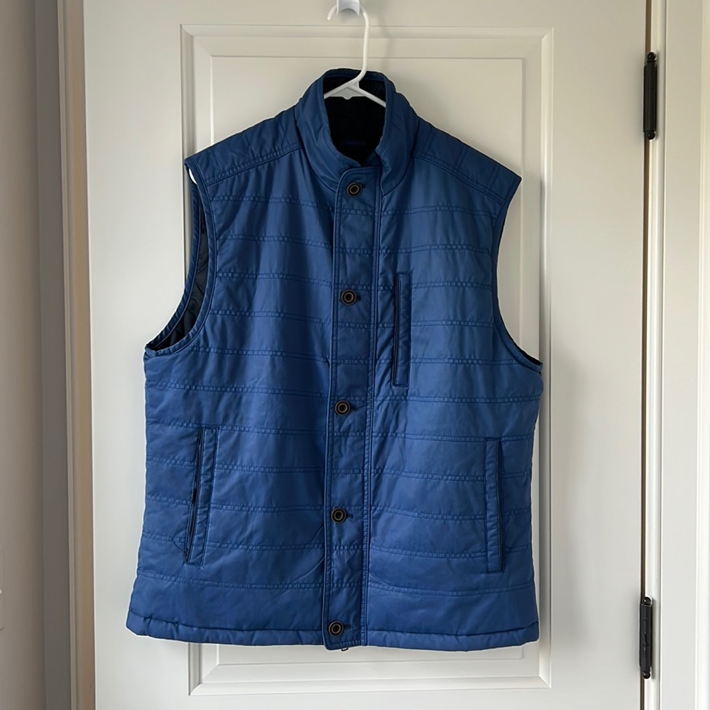 johnnie-O Blue Quilted Vest NWT